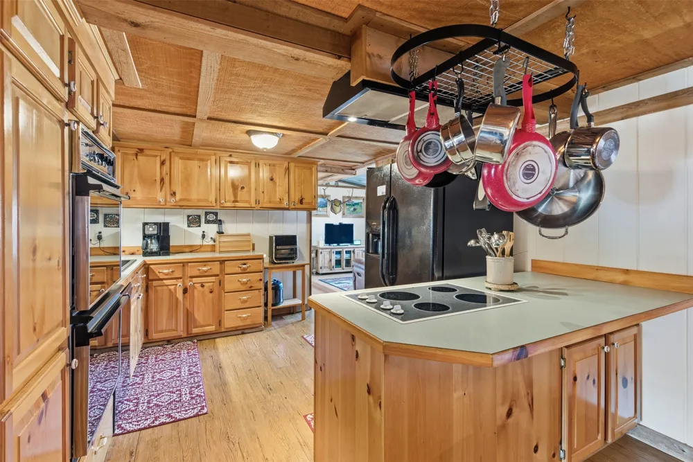 302 Kennon Circle Palo Pinto, TX 76484