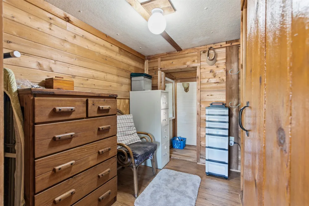 302 Kennon Circle Palo Pinto, TX 76484