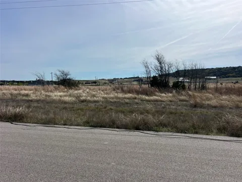 1192 Holden Loop