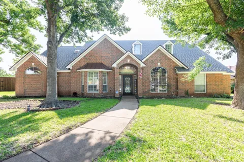 910 Kings Court