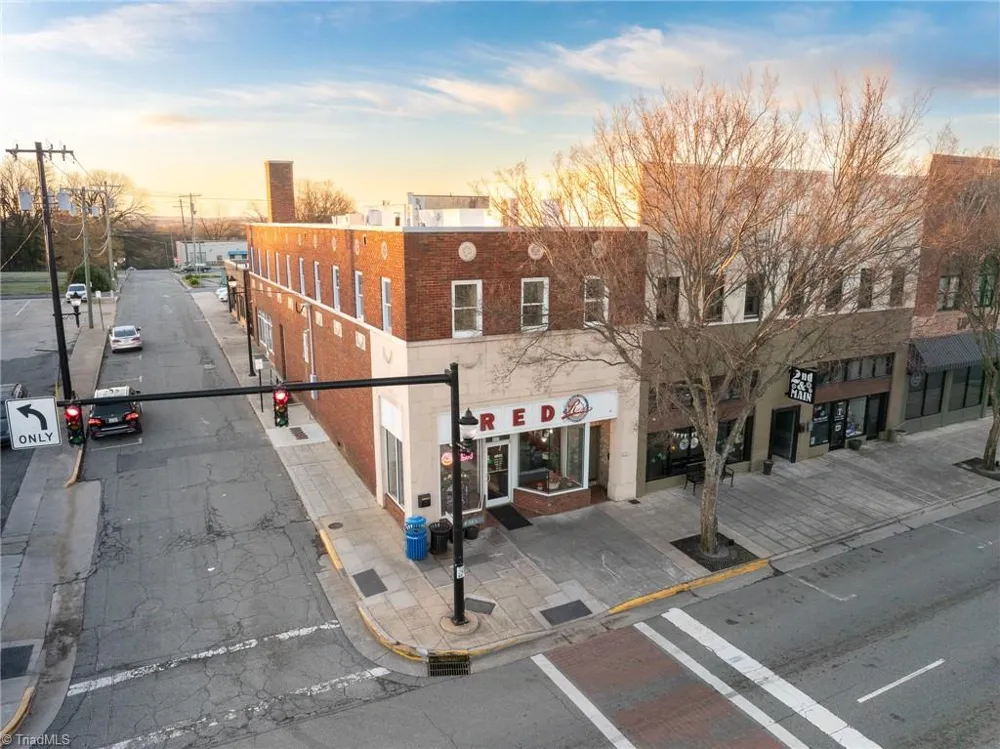 121 Main Street Lexington, NC 27292