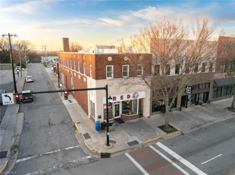 121 Main Street
