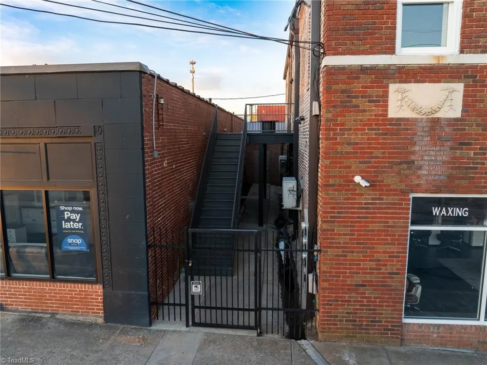 121 Main Street Lexington, NC 27292