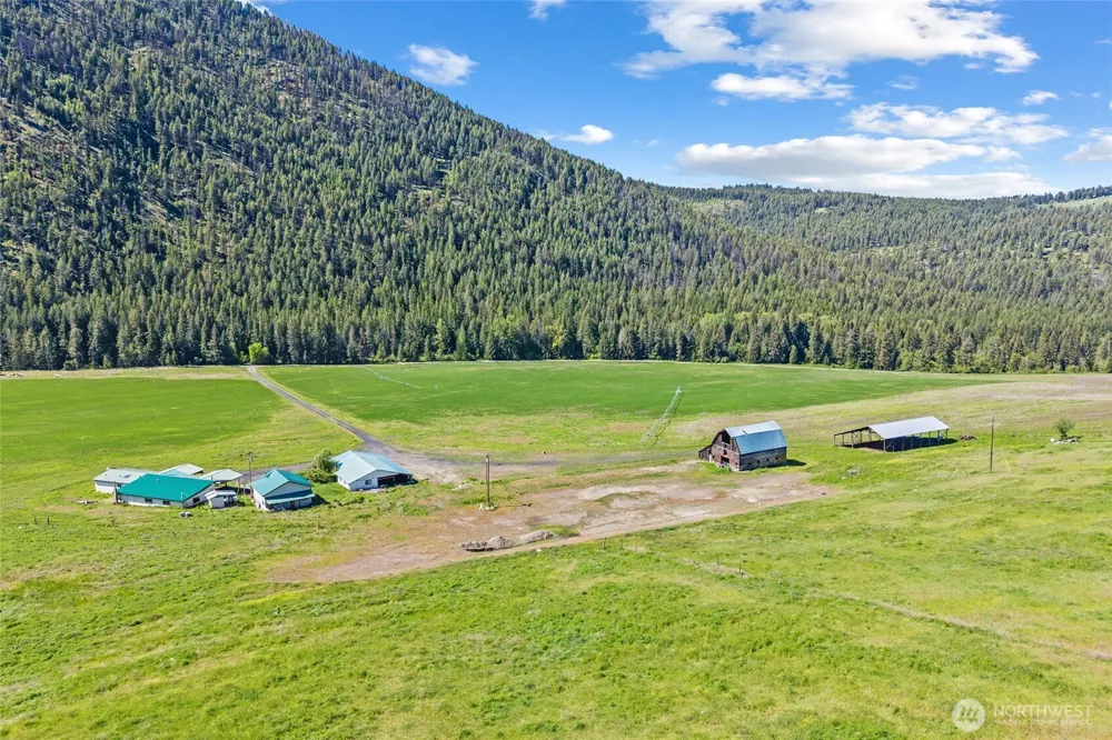 361 Lone Ranch Creek Rd Danville, WA 99121