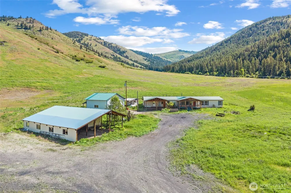 361 Lone Ranch Creek Rd Danville, WA 99121