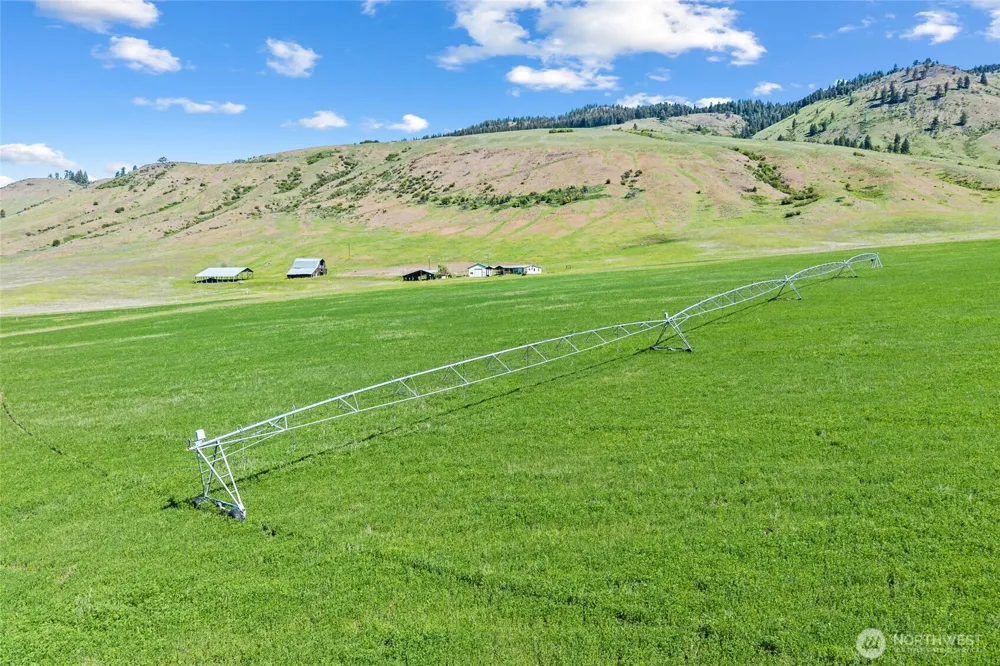 361 Lone Ranch Creek Rd Danville, WA 99121