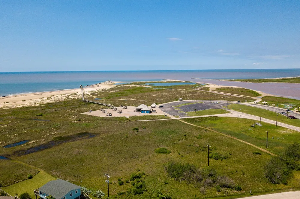 119 Beach Front Drive Matagorda, TX 77457