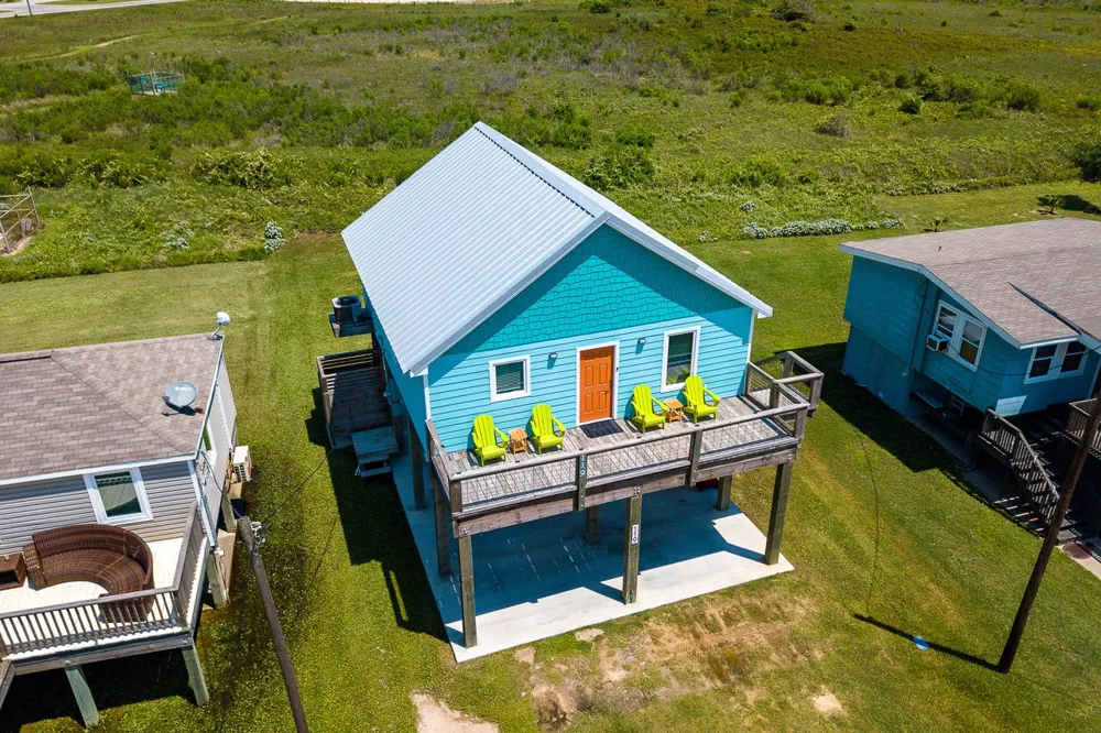 119 Beach Front Drive Matagorda, TX 77457