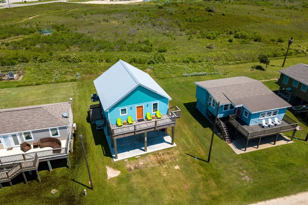 119 Beach Front Drive Matagorda, TX 77457
