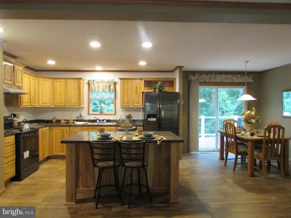107 VIEW STREET Bellefonte, PA 16823