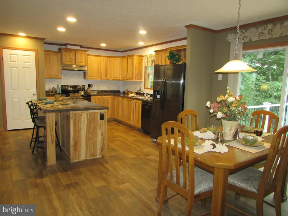 107 VIEW STREET Bellefonte, PA 16823