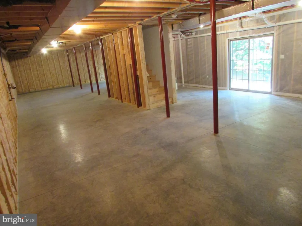107 VIEW STREET Bellefonte, PA 16823