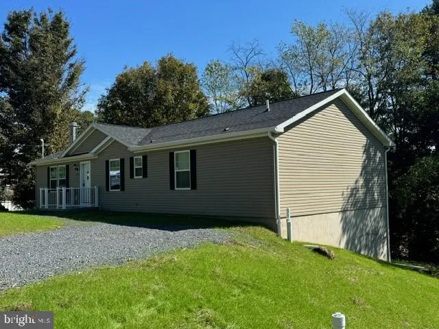 107 VIEW STREET Bellefonte, PA 16823