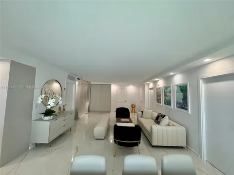 9801 Collins Ave #20E