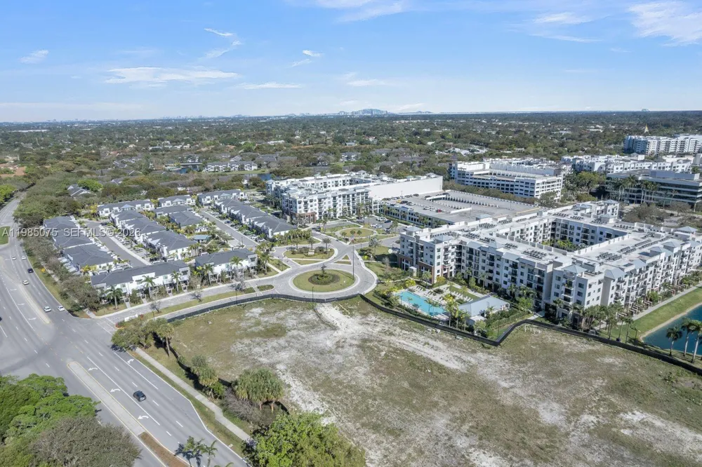 8351 NW 7th Ct Plantation, FL 33324