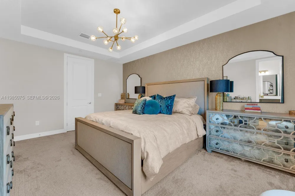 8351 NW 7th Ct Plantation, FL 33324