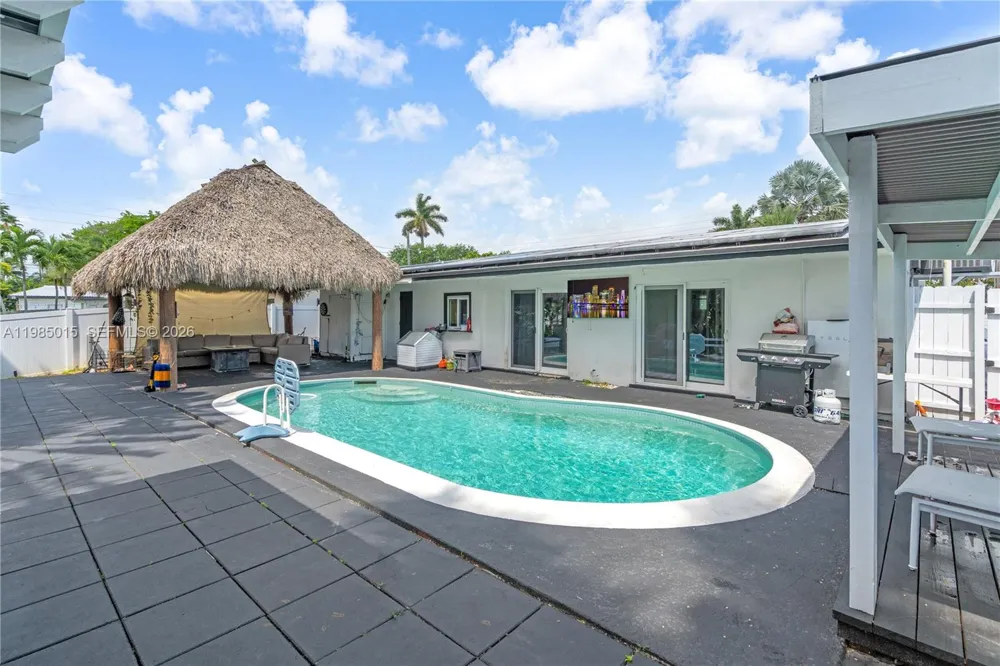 5730 SW 55th St Davie, FL 33314