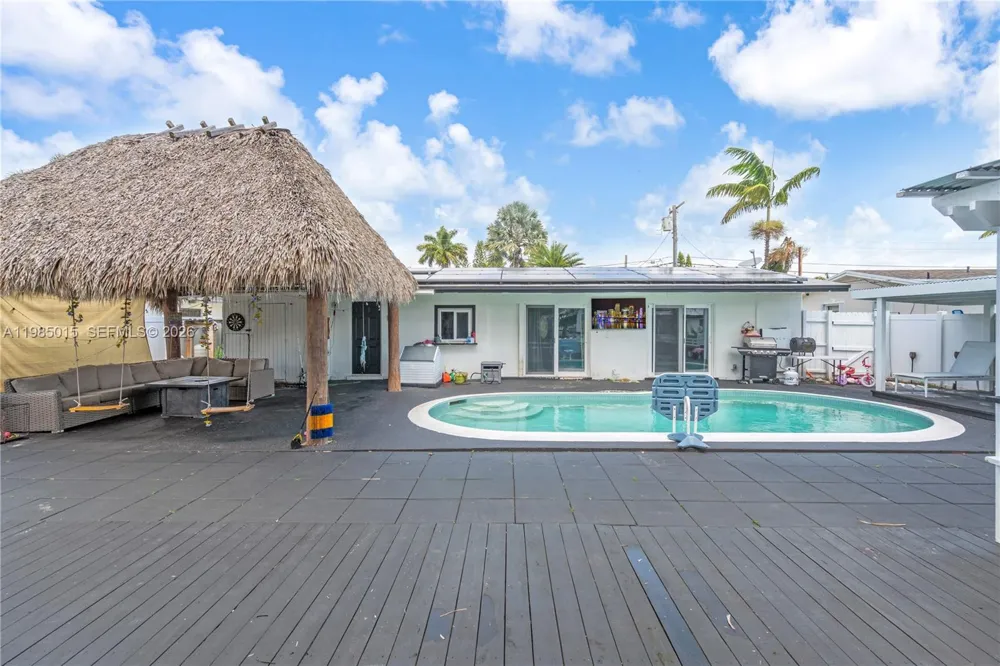 5730 SW 55th St Davie, FL 33314