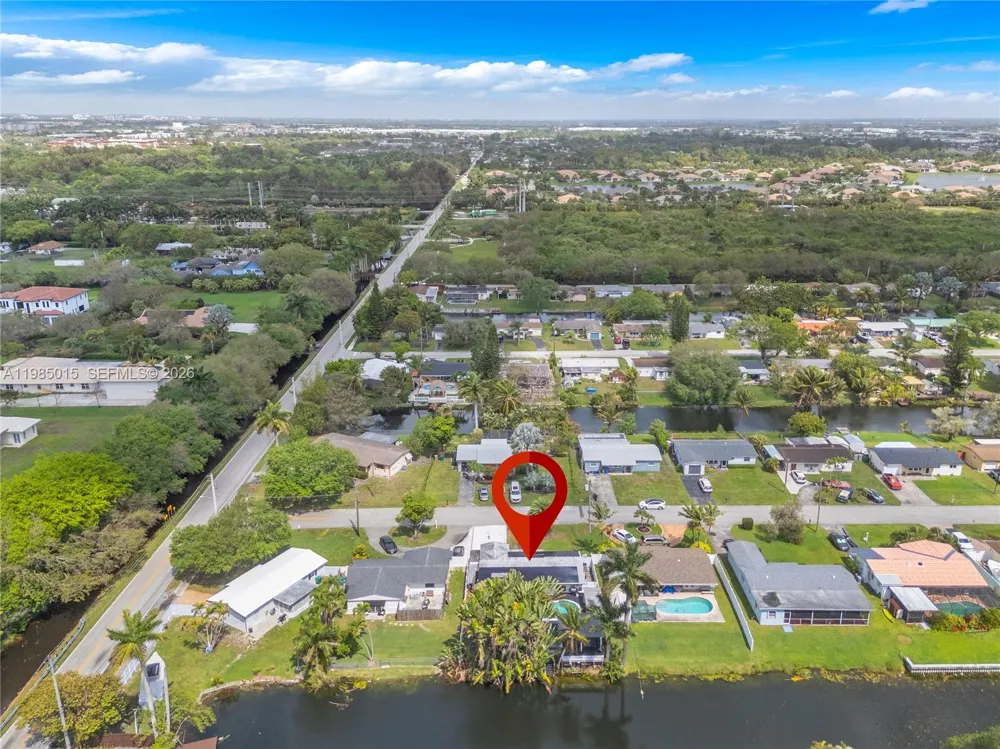 5730 SW 55th St Davie, FL 33314