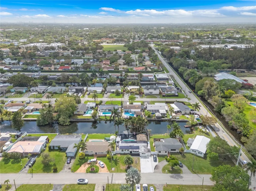 5730 SW 55th St Davie, FL 33314