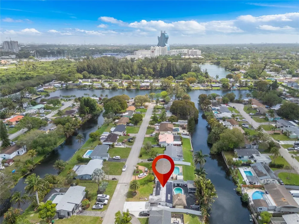 5730 SW 55th St Davie, FL 33314
