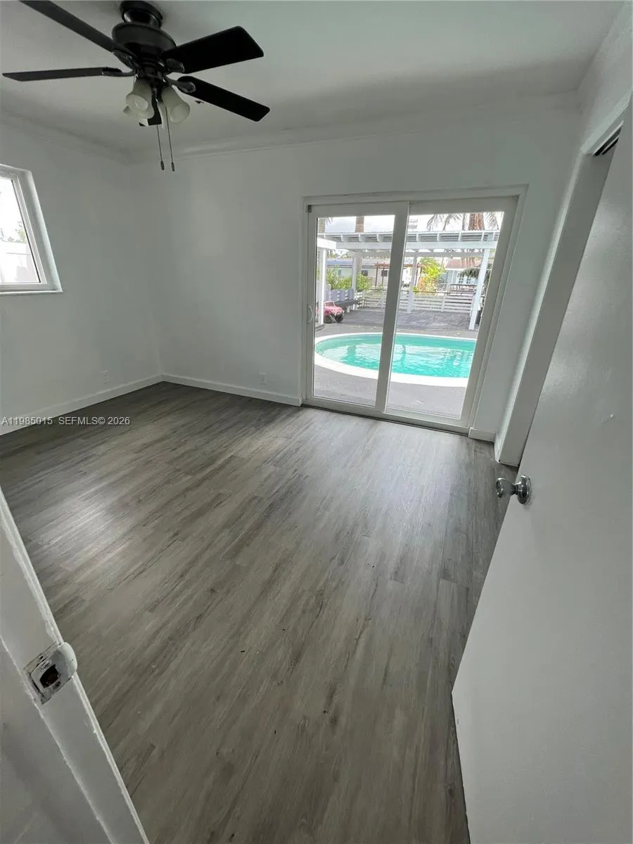 5730 SW 55th St Davie, FL 33314