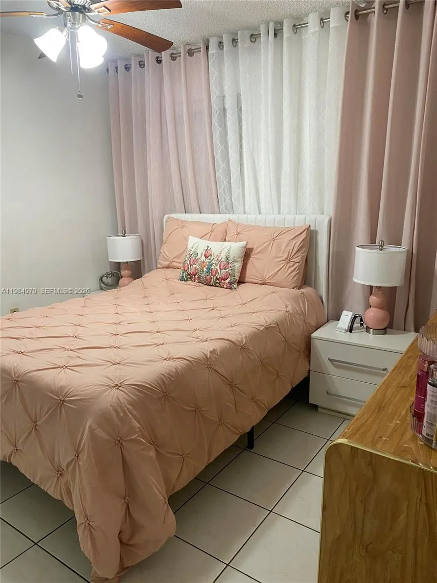9405 W Flagler St #D105 Miami, FL 33174