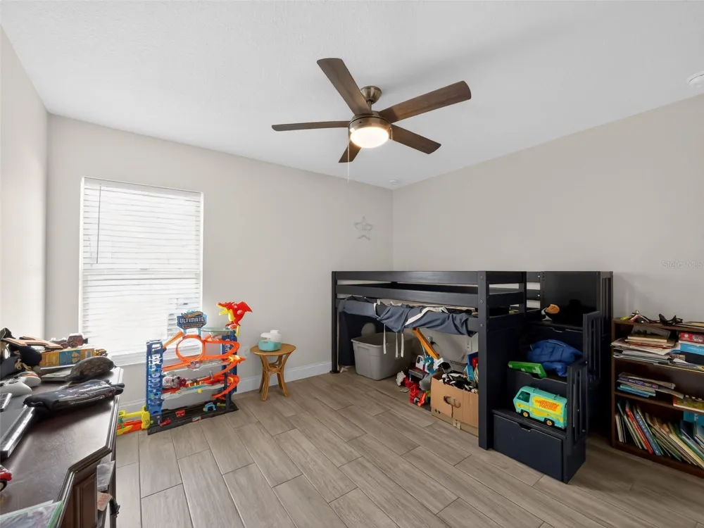 854 FISHER ROAD Ocklawaha, FL 32179