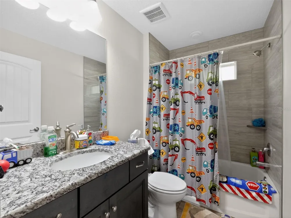 854 FISHER ROAD Ocklawaha, FL 32179