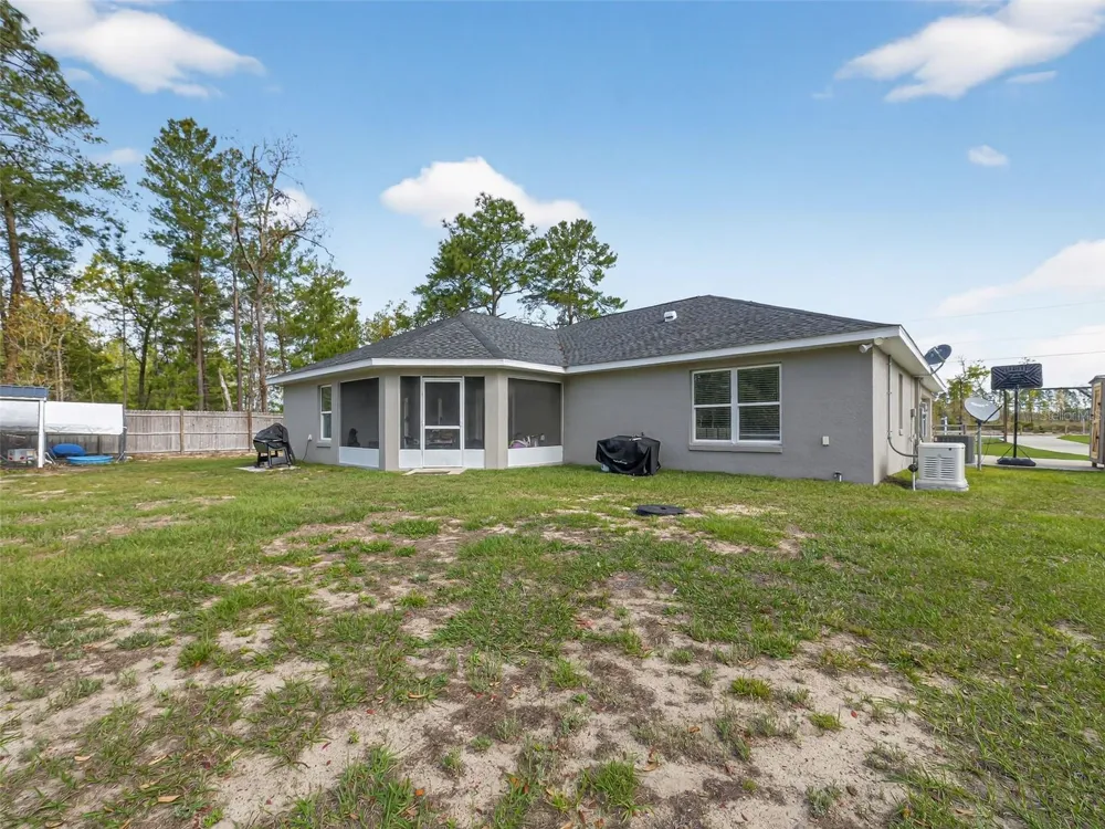 854 FISHER ROAD Ocklawaha, FL 32179