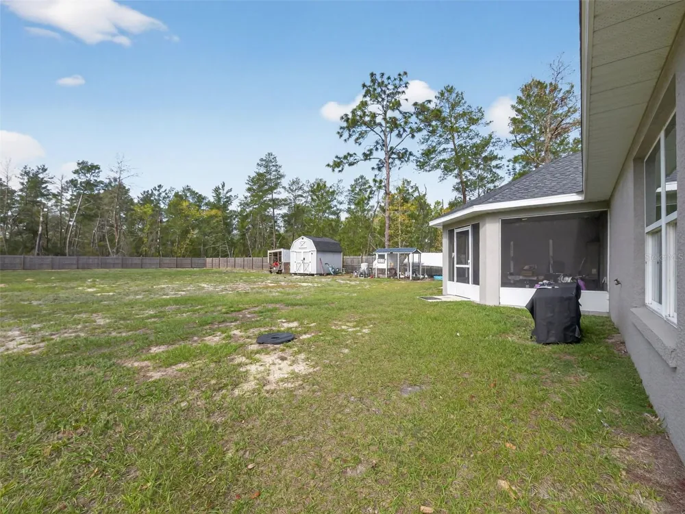 854 FISHER ROAD Ocklawaha, FL 32179