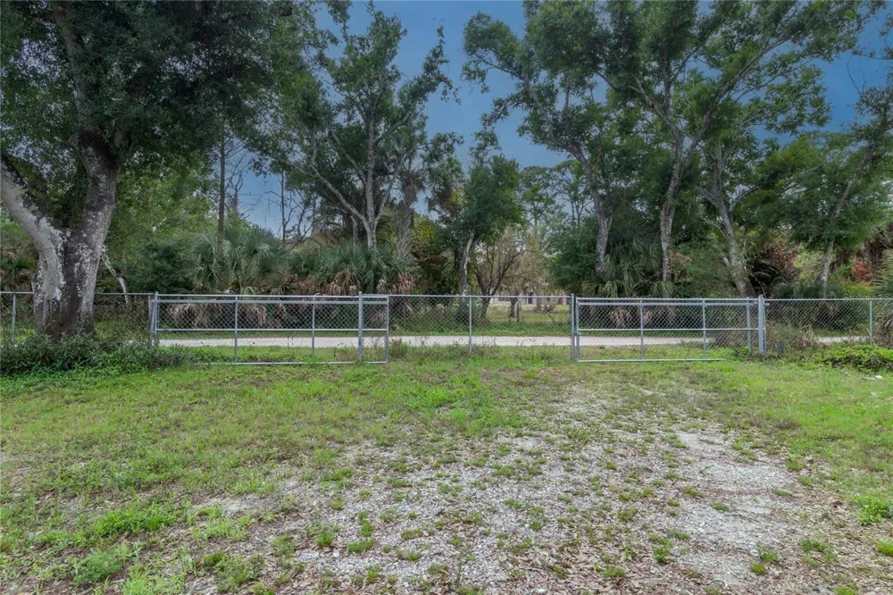1143 MEYERS ROAD Venice, FL 34292