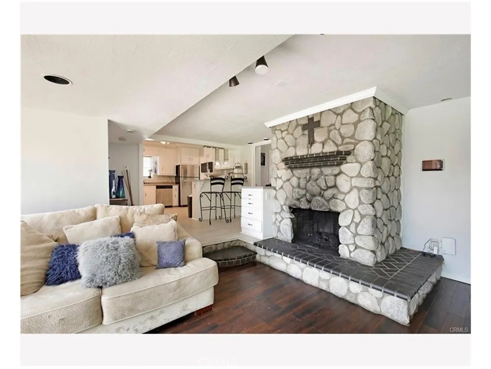 16924 Bixby Avenue Bellflower, CA 90706