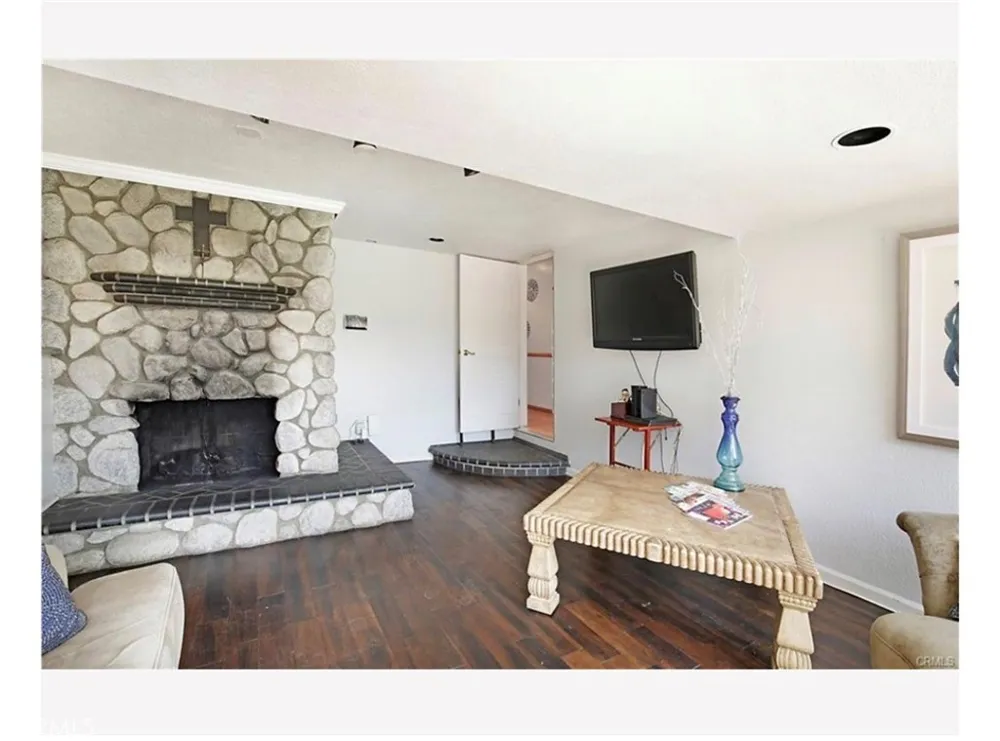 16924 Bixby Avenue Bellflower, CA 90706