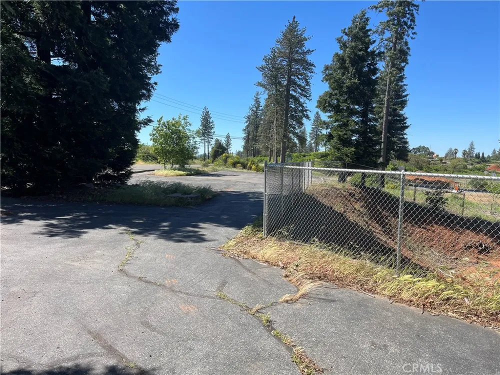 13681 Skyway Magalia, CA 95954