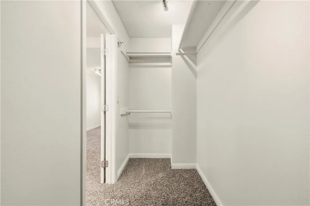 18193 Sundowner Way #815 Canyon Country, CA 91387