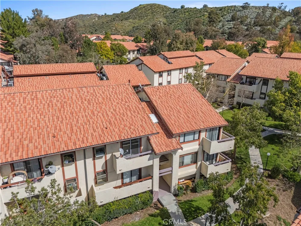 18193 Sundowner Way #815 Canyon Country, CA 91387