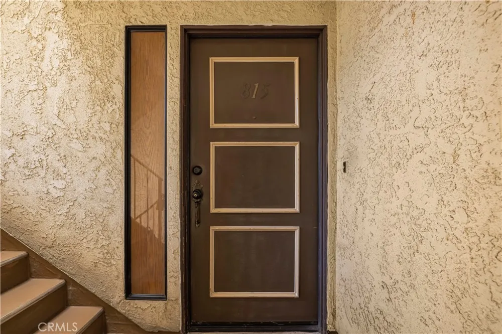 18193 Sundowner Way #815 Canyon Country, CA 91387