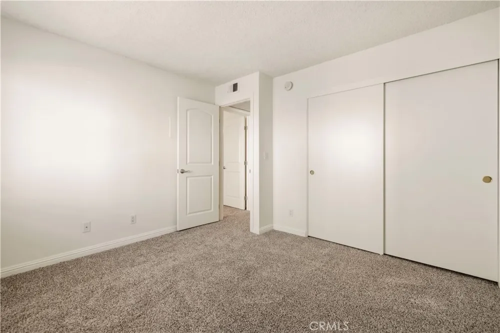 18193 Sundowner Way #815 Canyon Country, CA 91387