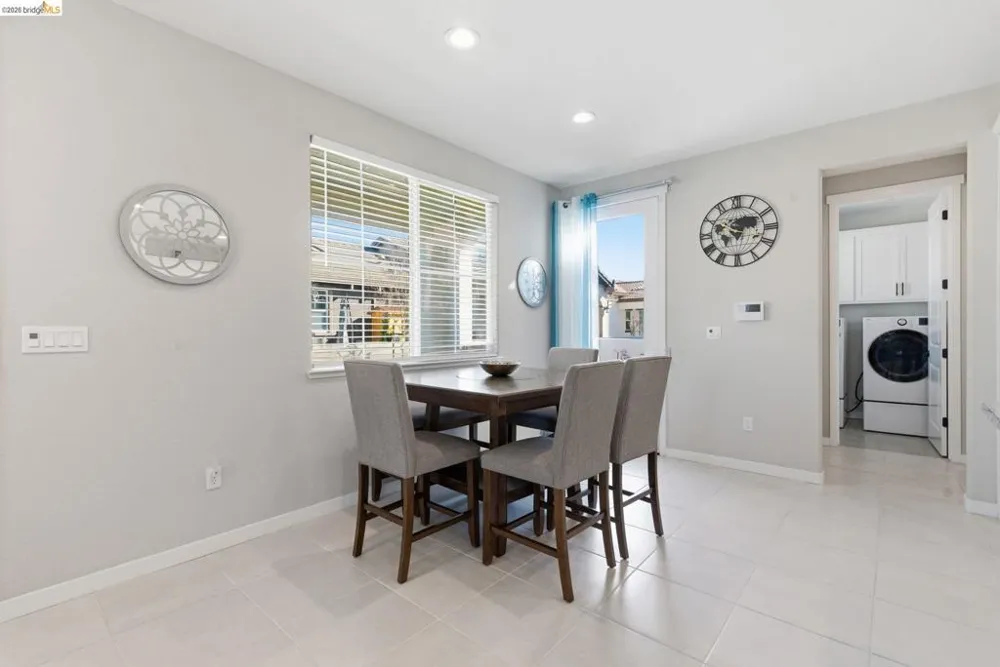 2318 Rustic Oak Ln Rio Vista, CA 94571