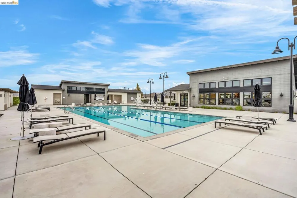 2318 Rustic Oak Ln Rio Vista, CA 94571