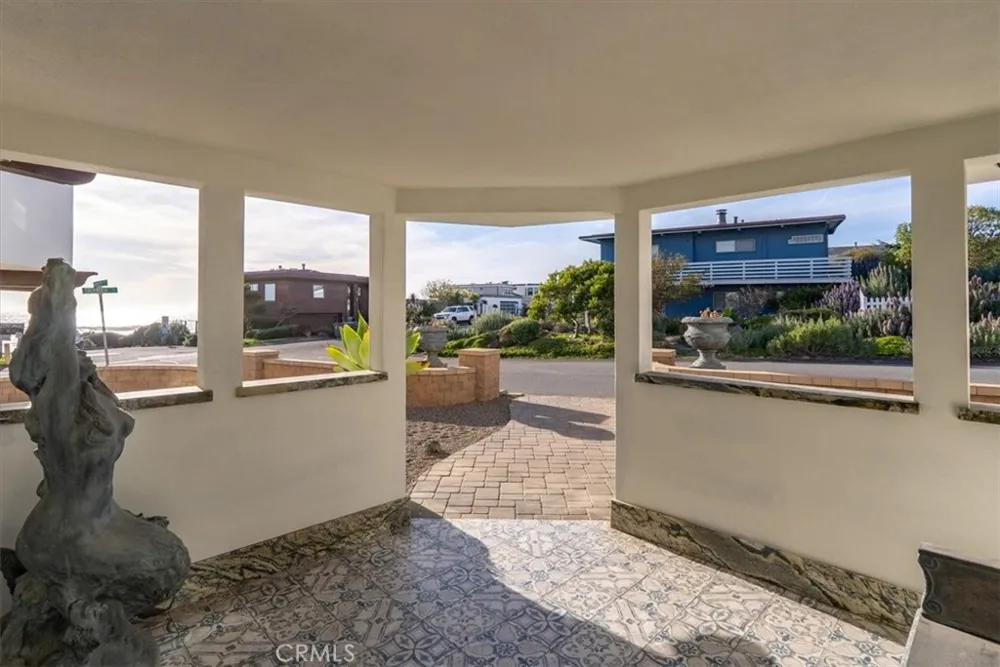 2090 Sherwood Cambria, CA 93428