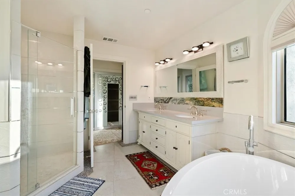 2090 Sherwood Cambria, CA 93428