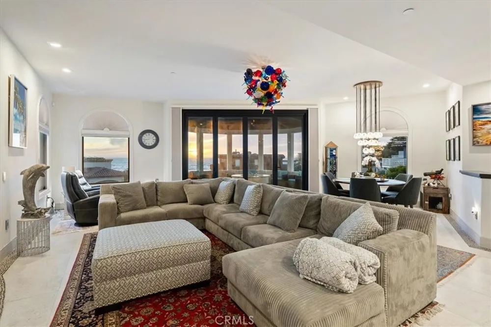 2090 Sherwood Cambria, CA 93428