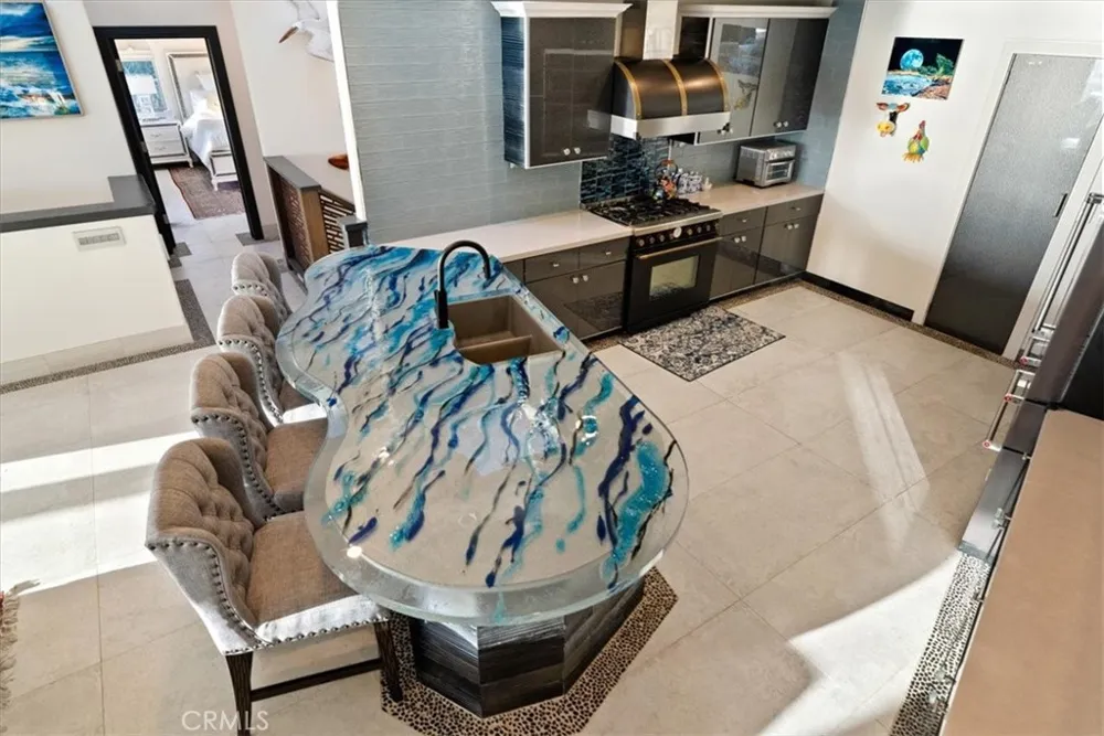 2090 Sherwood Cambria, CA 93428