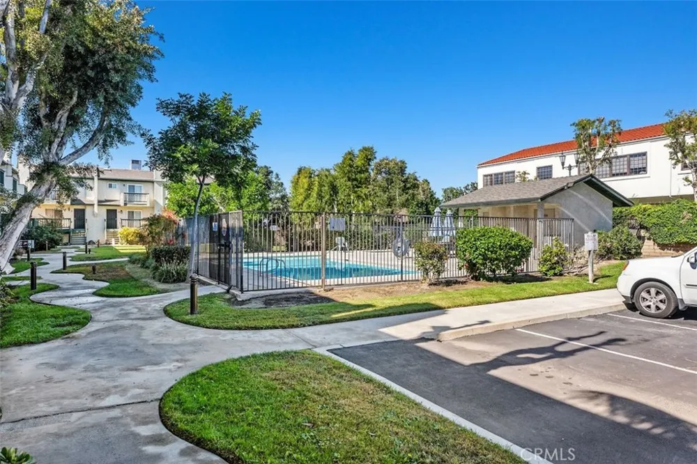 428 W 1st Street Tustin, CA 92780