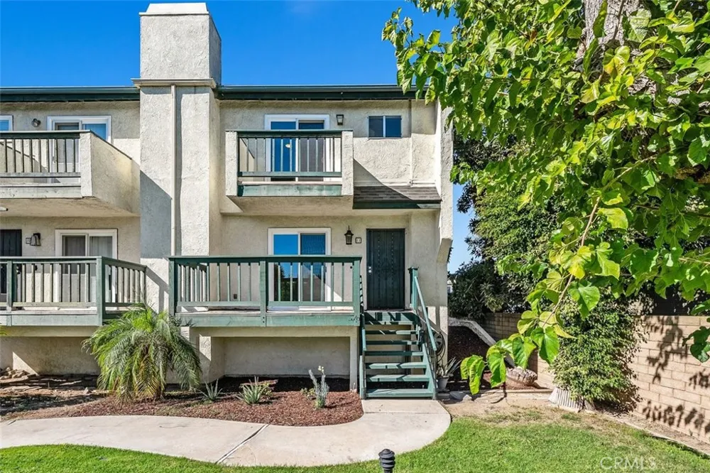 428 W 1st Street Tustin, CA 92780