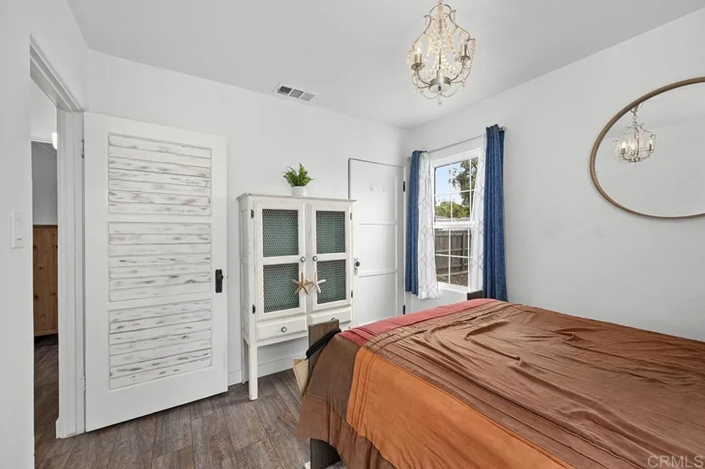 586 DEL MAR Chula Vista, CA 91910
