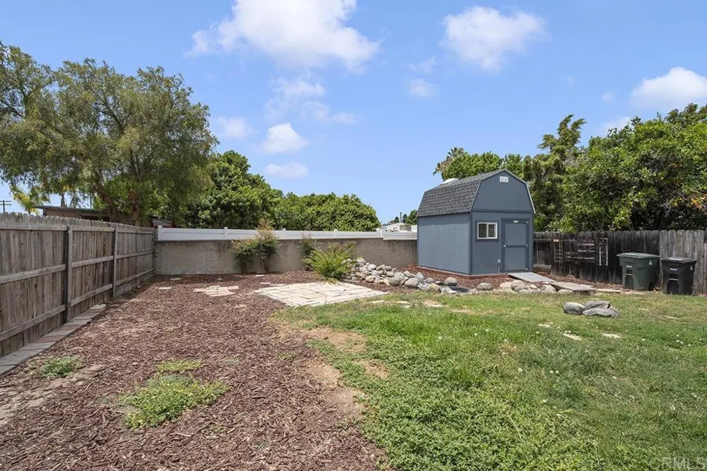 586 DEL MAR Chula Vista, CA 91910