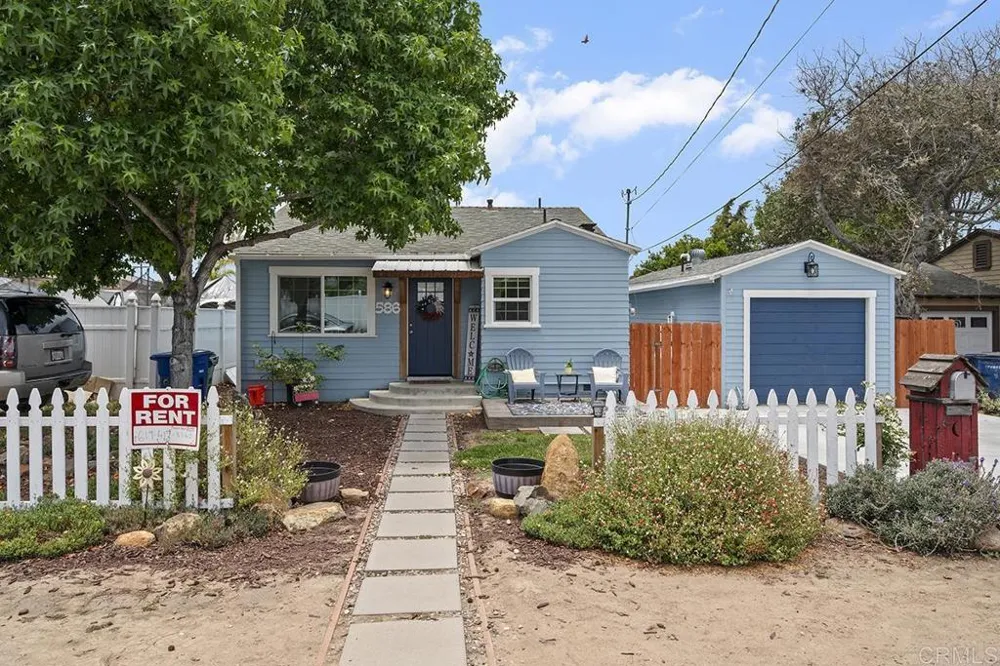 586 DEL MAR Chula Vista, CA 91910